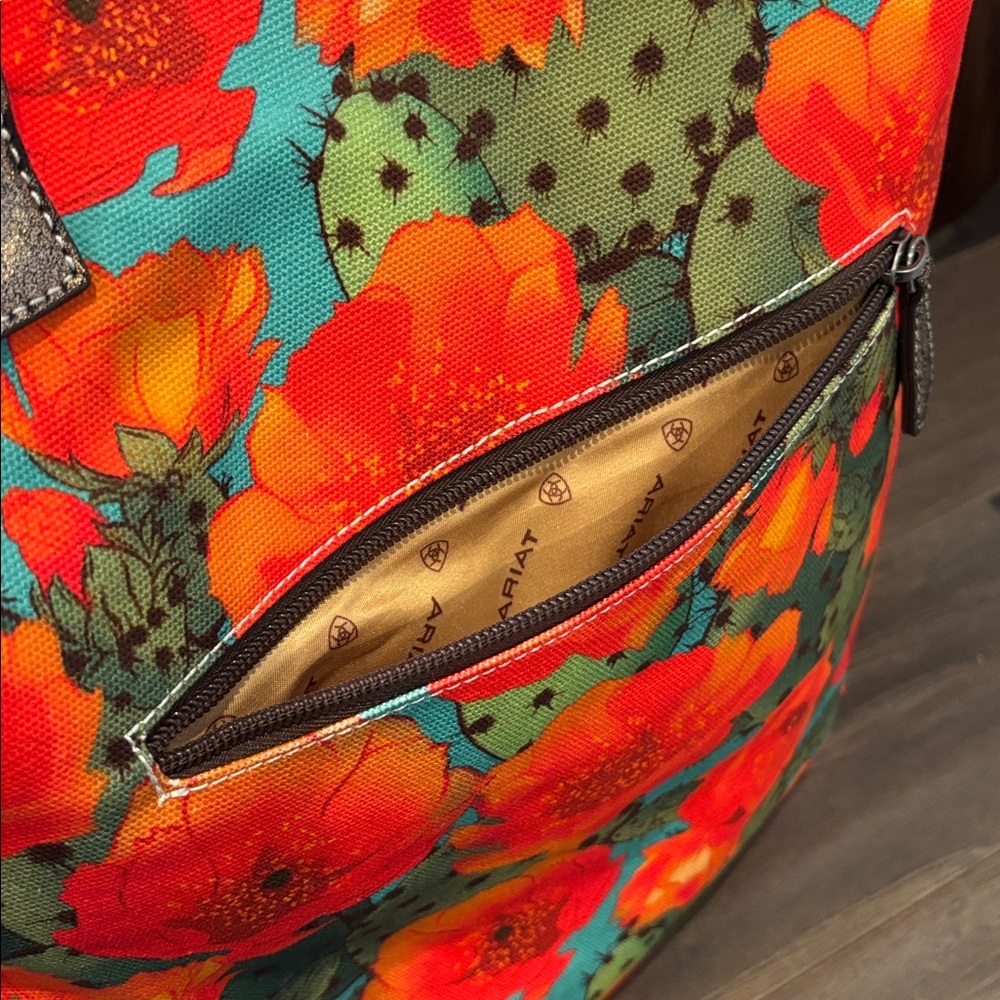 Ariat Cruiser Prickly Pear Print,Copper Metallic Genuine Leather straps,large - Picture 6 of 14